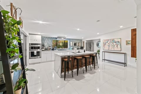 Oasis with Pool & Cold Plunge-Near Beach & Nightlife House in Wilton Manors