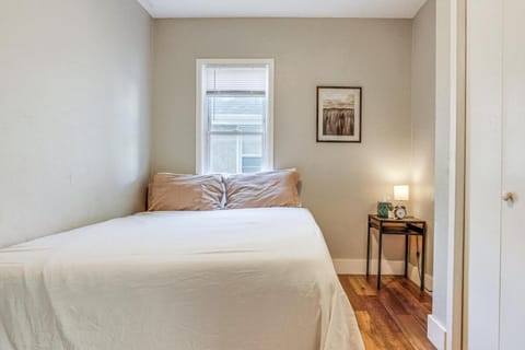 Private home in the heart of Minneapolis Apartment in Minneapolis