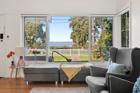 Facade/entrance, View (from property/room), Seating area