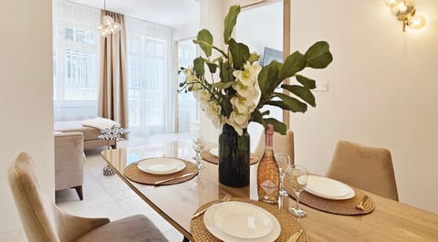 Hotel Bałtyk 3 Międzyzdroje by HolidayHomePL - basen, sauna, parking w cenie Apartment in Miedzyzdroje