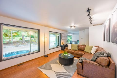 Fern House Rustic Modern Hiking Base Sequim House in Puget Sound