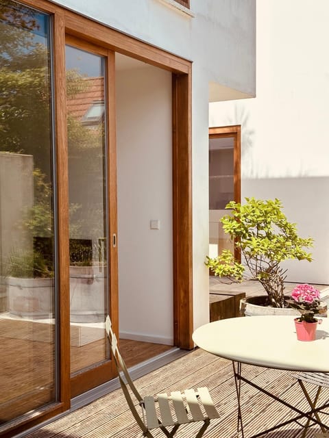 "Friedrich und Franz" by FeWoZauber, 8 Pers, Zentral, 250m Strand, Tiefgarage, Design Architektur Apartment in Mecklenburg-Vorpommern, Germany