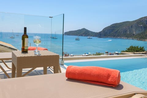 Sea view, Swimming pool