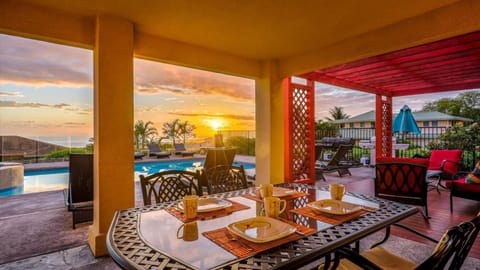 Kawena 5 House in Holualoa