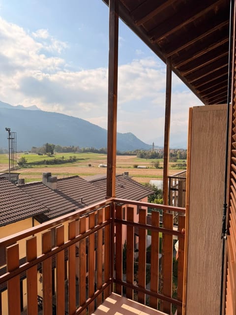 Spring, Day, Natural landscape, View (from property/room), Balcony/Terrace, Mountain view