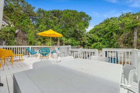 SUNSHINE 4 Bedroom apartment with pool Apartment in North Myrtle Beach