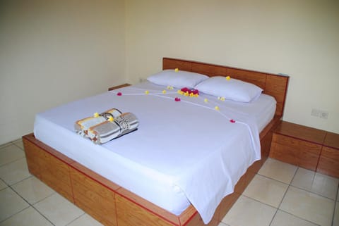 Day, Decorative detail, Bedroom, On site