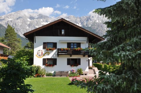 Facade/entrance, Garden view, Mountain view