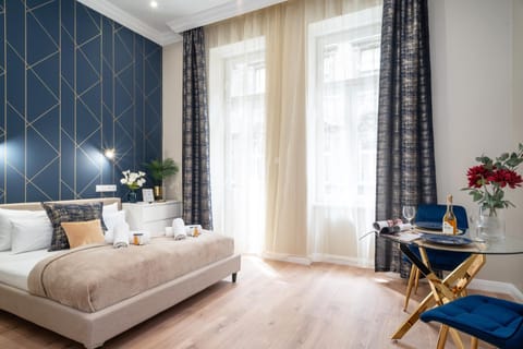 Bed, Living room, Photo of the whole room, Seating area, Bedroom, Quiet street view, heating, internet, internet, air conditioner
