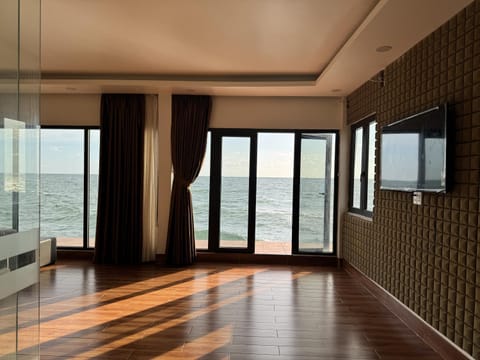 TV and multimedia, Balcony/Terrace, Sea view