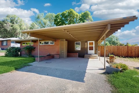 Red Mountain Roost House in Glenwood Springs