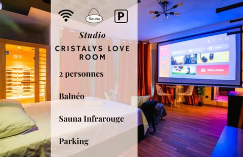 TV and multimedia, Photo of the whole room, Bedroom