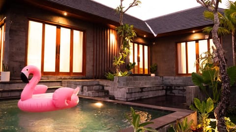 Garden, Garden, Balcony/Terrace, Garden view, Pool view, Swimming pool, Swimming pool, sunbed