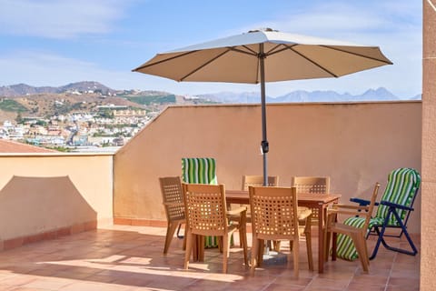 Property building, Balcony/Terrace, Living room