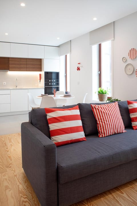 Kitchen or kitchenette, Living room