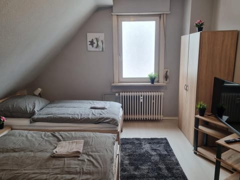 Komfortable Unterkunft mit 3 Schlafzimmern und guter Anbindung Apartment in Offenbach