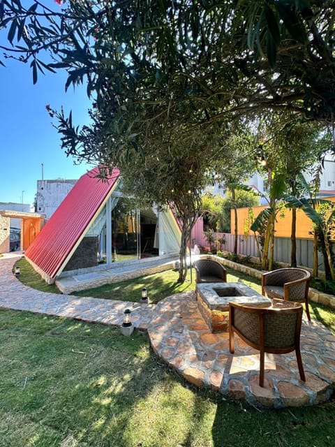 Property building, Natural landscape, Garden, Seating area, Garden view