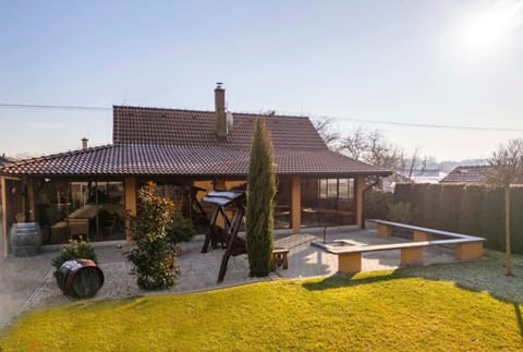 Property building, Garden, Garden view