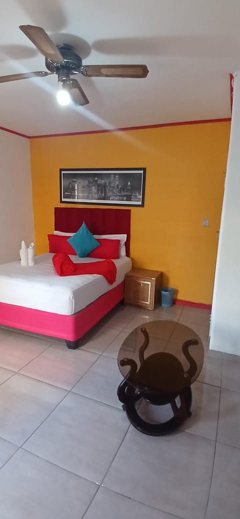 Neo & Ruks Rooms Parow 5 Bed and Breakfast in Cape Town