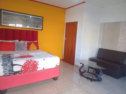 Neo & Ruks Rooms Parow 5 Bed and Breakfast in Cape Town