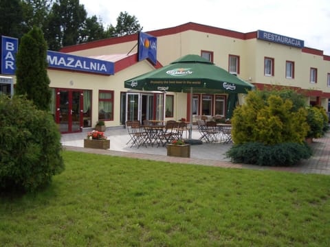 Facade/entrance