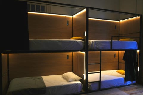 Bed, Bedroom, bunk bed