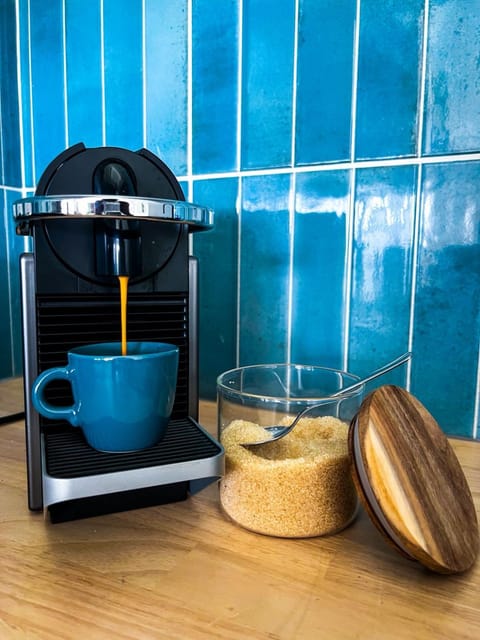 Le Nid Bleu - Comfort and Sea View Apartment in Les Abymes