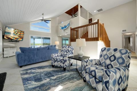 Manatee By The Bay House in Crystal River