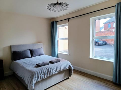 City Centre C Apartment, Parking, Ground Floor Apartment in Belfast