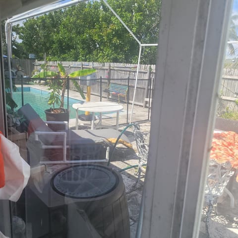 314PalmBeachPoolHousefrom59PerPersonMina4PersParty House in Lake Worth