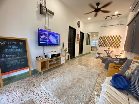 TV and multimedia, Living room
