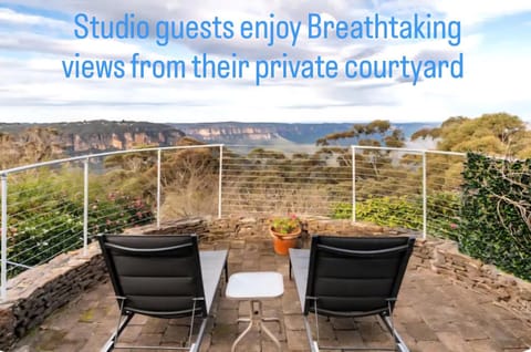 Balcony/Terrace, Mountain view
