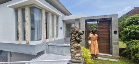 Spacious 3BR Villa in Jembrana Villa in Bali