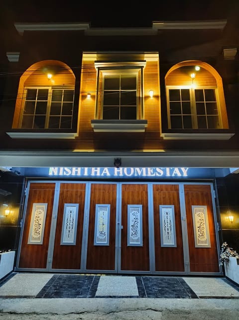 Property building, Facade/entrance, Night, Text overlay