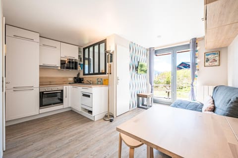 La Cabane De Merdassier Apartment in Manigod