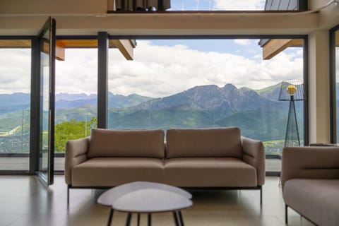 Day, Natural landscape, View (from property/room), Balcony/Terrace, Living room, Seating area, Mountain view