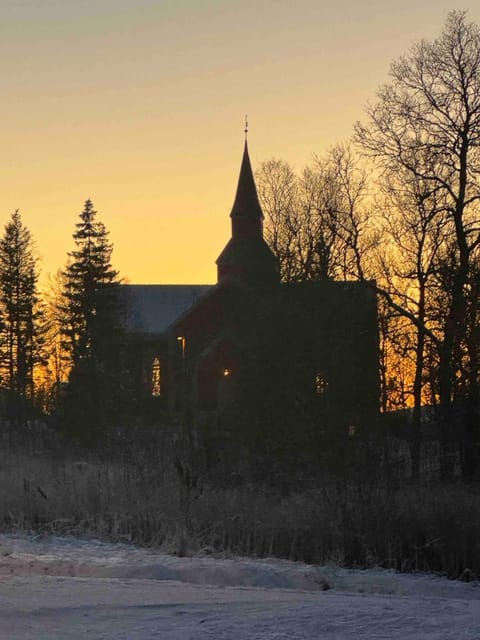 Central flat, 15 min walk to city center Apartment in Tromso