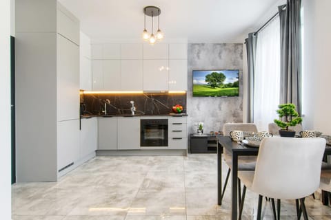 Communal lounge/ TV room, TV and multimedia, Kitchen or kitchenette, Living room, Area and facilities, heating, heating, internet, internet, microwave, oven, stove, kitchen, kitchen