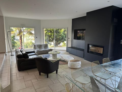 TV and multimedia, Living room