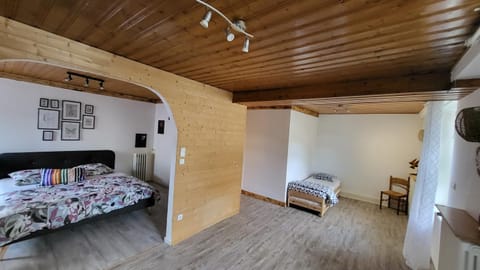 CHAMBRES D'HOTES-GITES Entre NOUS 88 Bed and Breakfast in Vosges