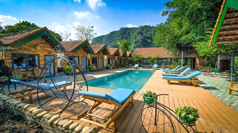Property building, Pool view, Swimming pool