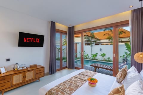 TV and multimedia, Bedroom, Swimming pool