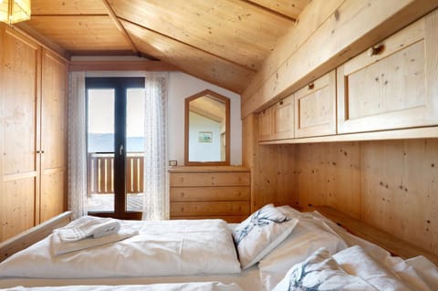 Property building, Living room, Bedroom