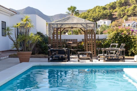 Patio, Mountain view, Pool view, Swimming pool