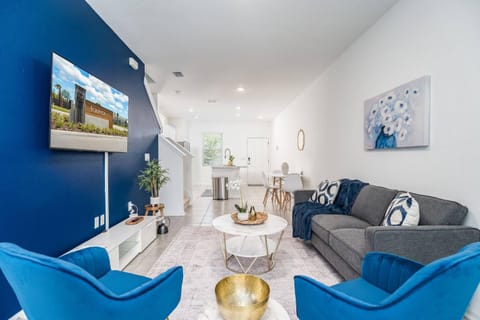 Living room, Photo of the whole room, Decorative detail, Seating area