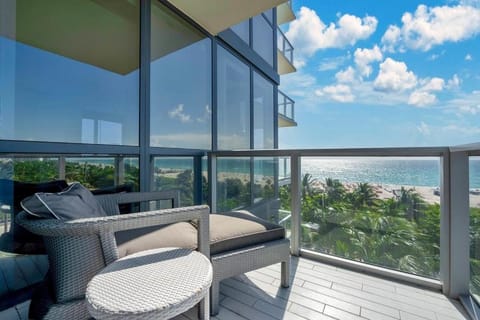 Stunning Oceanfront 2BR W Hotel Apartment in South Beach Miami