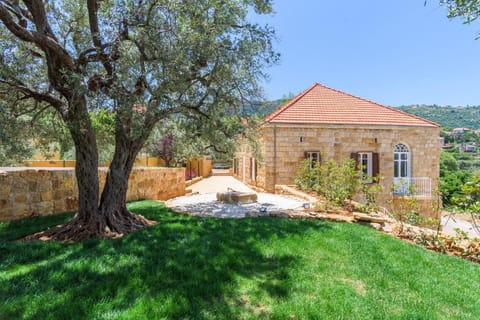 Property building, Natural landscape, Mountain view