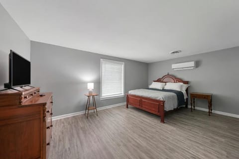 Stylish Modern and Spacious Unit in Glasgow Apartment in Glasgow