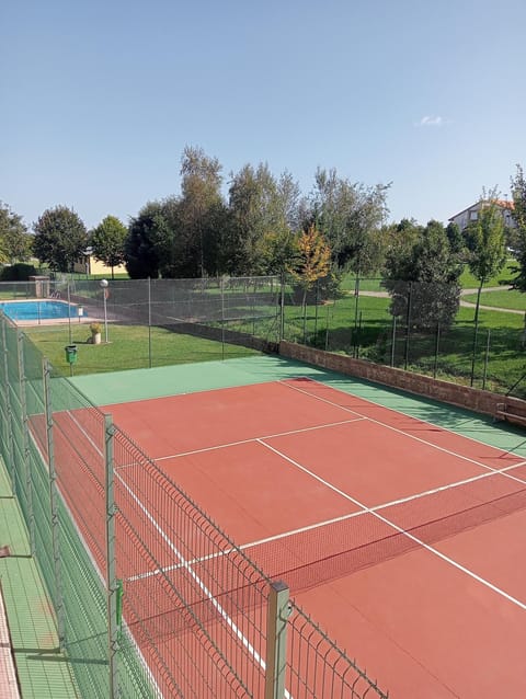 Tennis court