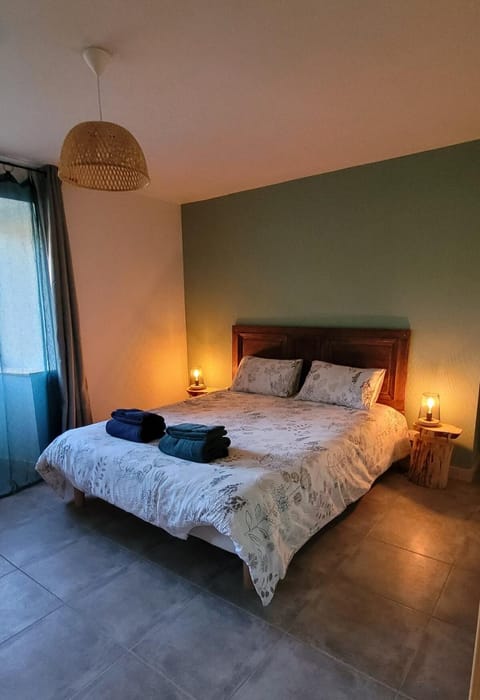 Nature et coquelicots - Gîte pour 4 personnes House in Provence-Alpes-Côte d'Azur